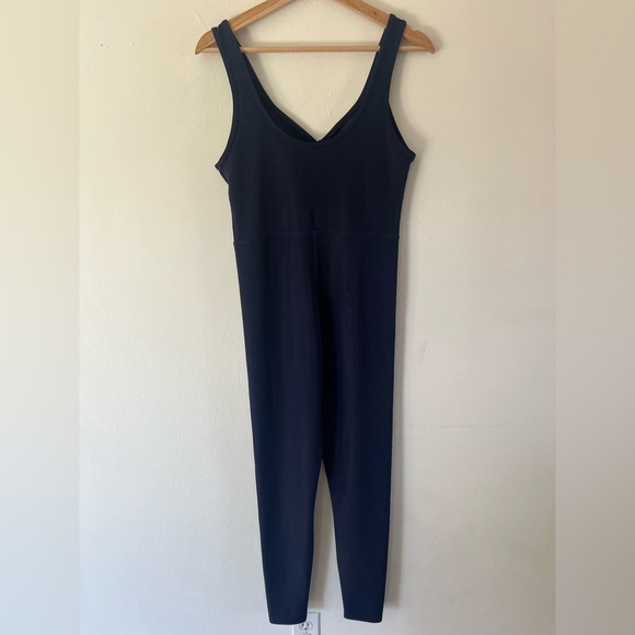 Beach Riot Sport Rosalie Catsuit In Marine Navy Size Medium - Picture 7 of 11